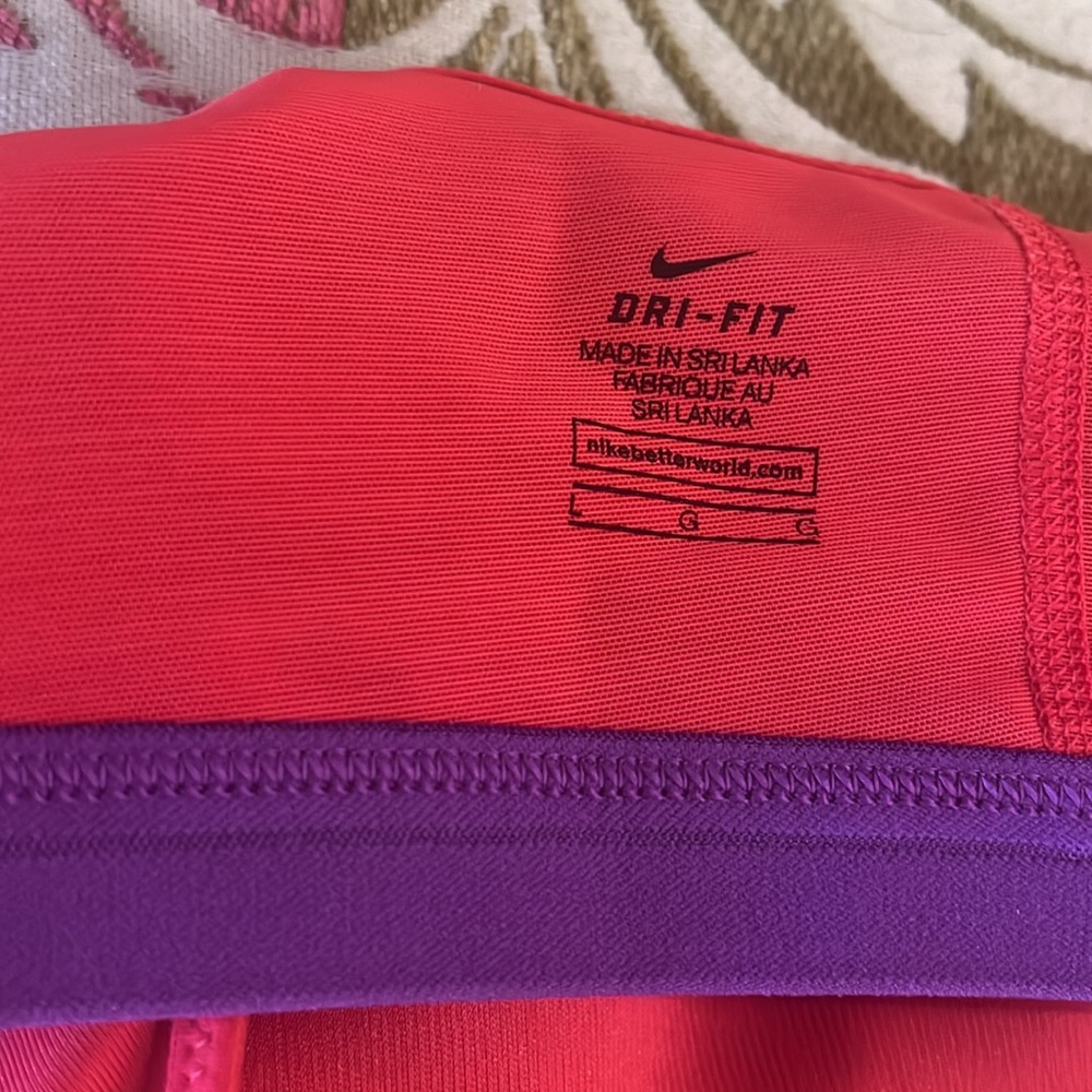 NIKE sport bra, size L - Picture 3 of 7